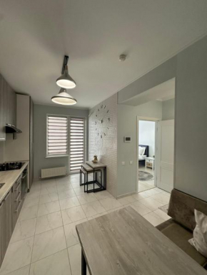 ApartDirect Botanica 1